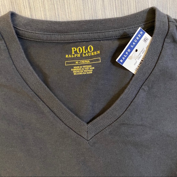 Polo Ralph Lauren Classic Fit V-Neck T-Shirt - Picture 7 of 8
